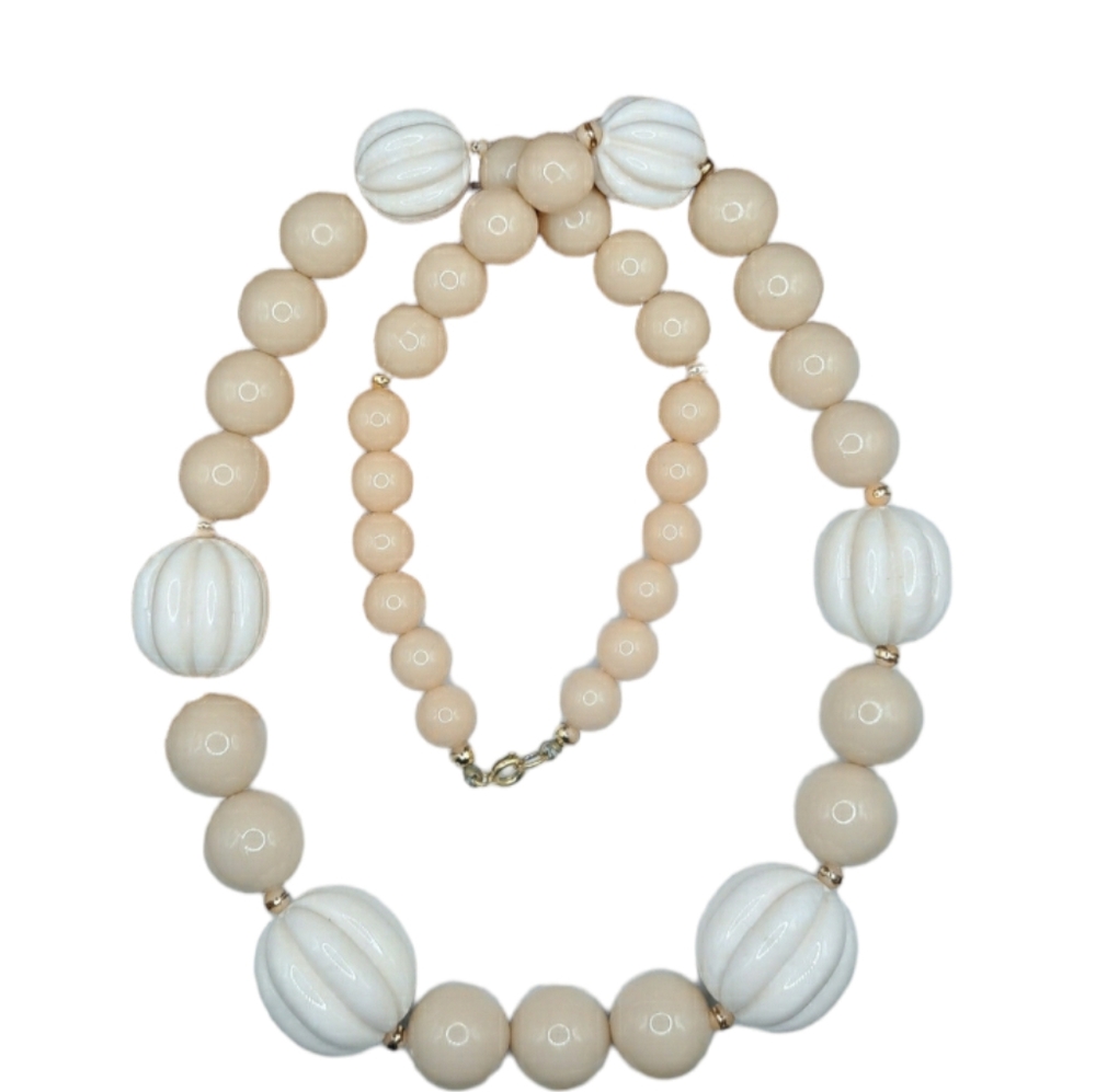 Vintage Tan and Cream Mixed Bead Necklace